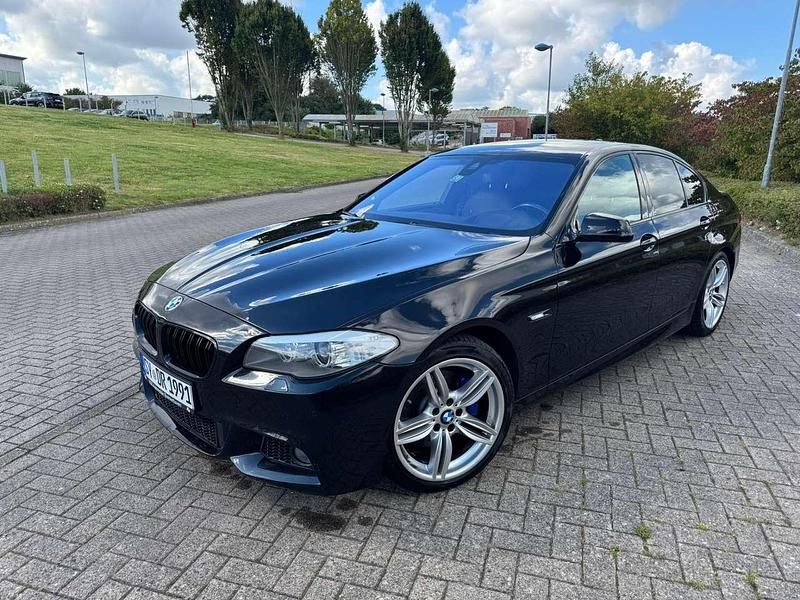 Gebraucht BMW 330 M Sport 258 PS (189 kW) 2012 Schwarz Limousine