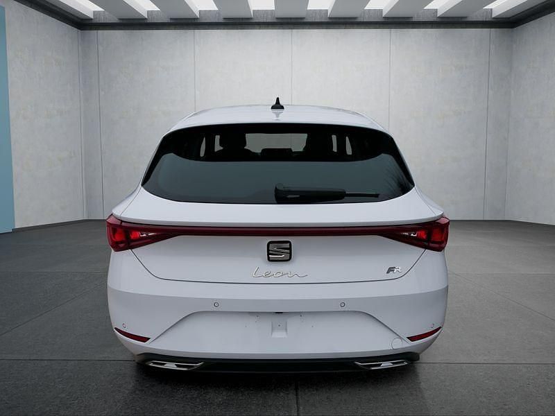 Neu Seat Leon FR 150 PS (110 kW) 2026 Weiß Kleinwagen