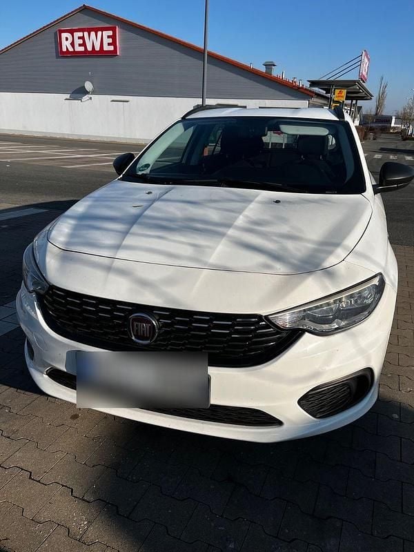 Gebraucht Fiat Tipo 95 PS (69 kW) 2017 Weiß Kombi