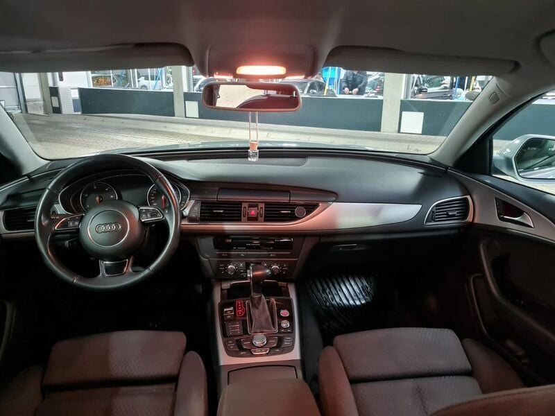 Silber Gebraucht 2013 Audi A6 Comfort Kombi | 13.999 € (Guter Preis) - Bild 1/4