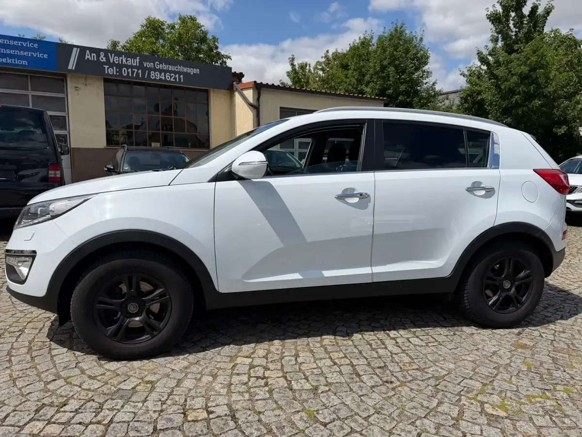 Gebraucht Kia Sportage Spirit 116 PS (85 kW) 2012 Weiß SUV