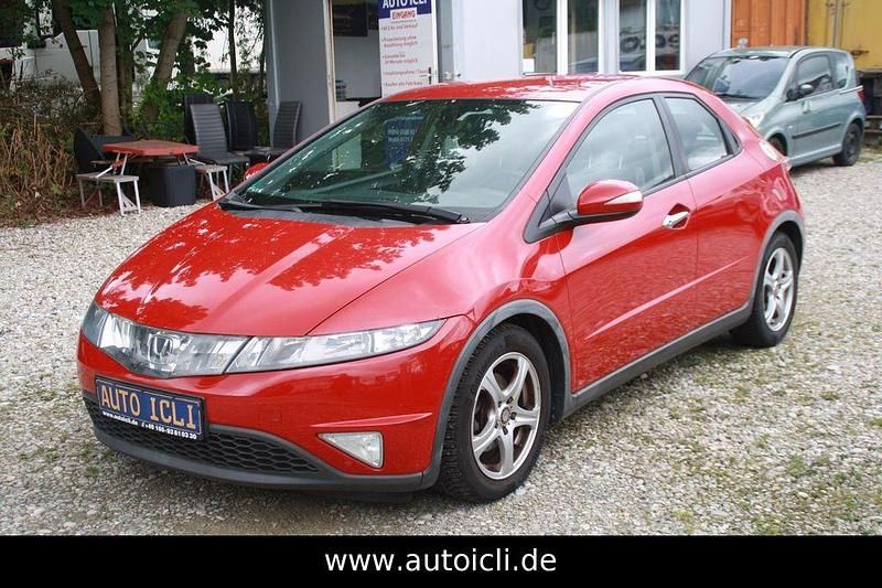 Rot Gebraucht 2007 Honda Civic Sport Limousine | 5.690 € (Fairer Preis) - Bild 1/4