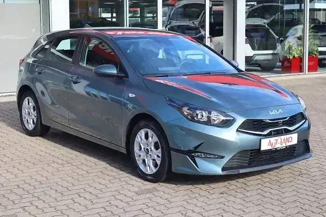 Gebraucht Kia Ceed Edition 7 101 PS (74 kW) 2022 Grau Kleinwagen