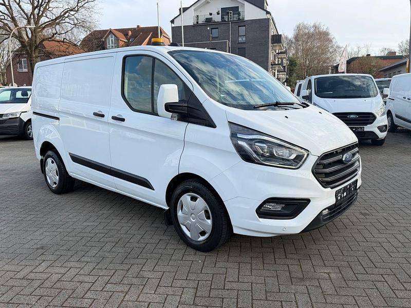 Gebraucht Ford Transit Custom Trend 131 PS (96 kW) 2019 Weiß Van / Kleinbus