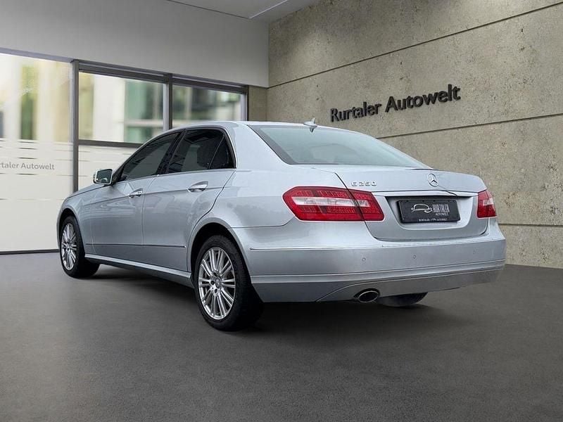 Usata Mercedes E250 204 CV (150 kW) 2012 Argento Berlina