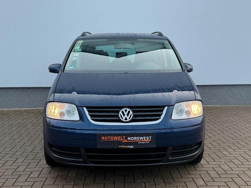 Gebraucht VW Touran Trendline 105 PS (77 kW) 2004 Blau Van / Kleinbus