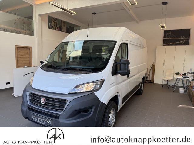 Colore esterno (weiss (pastell)) Gebraucht 2020 Fiat Ducato Van | 22.690 € (Etwas zu teuer) - Bild 1/4