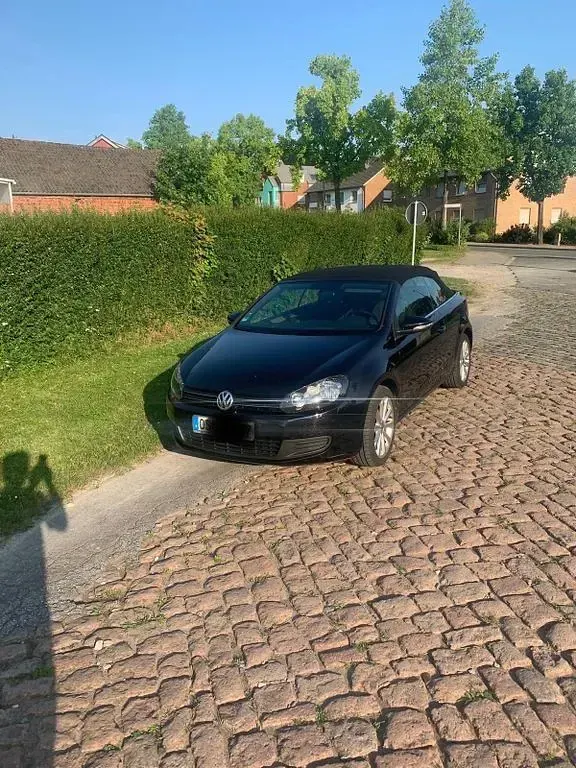 Gebraucht VW Golf Cabriolet 105 PS (77 kW) 2012 Schwarz Cabrio