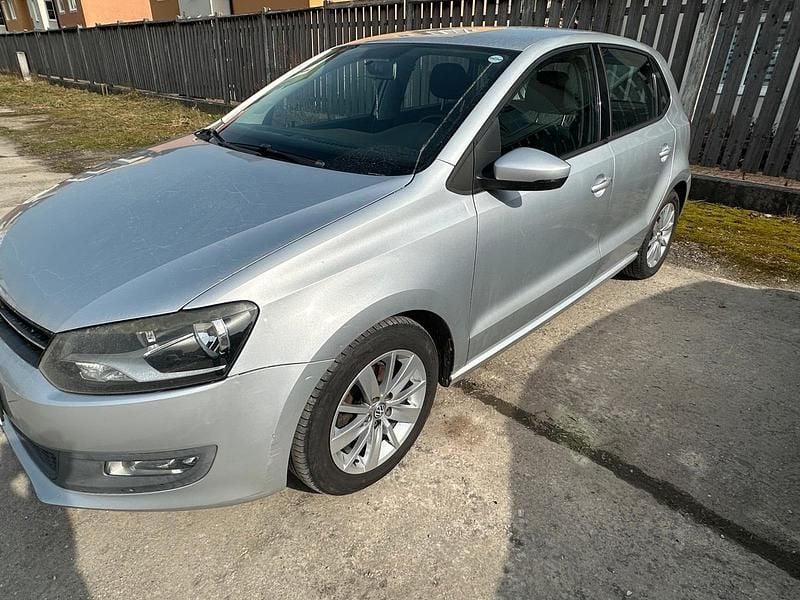 Gebraucht VW Polo 70 PS (51 kW) 2010 Silber Kleinwagen