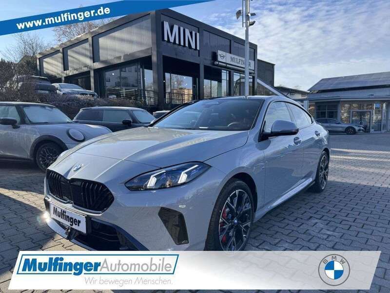 Brooklyn grau Neu 2024 BMW 220 M Sport Limousine | 42.900 € (Fairer Preis) - Bild 1/4