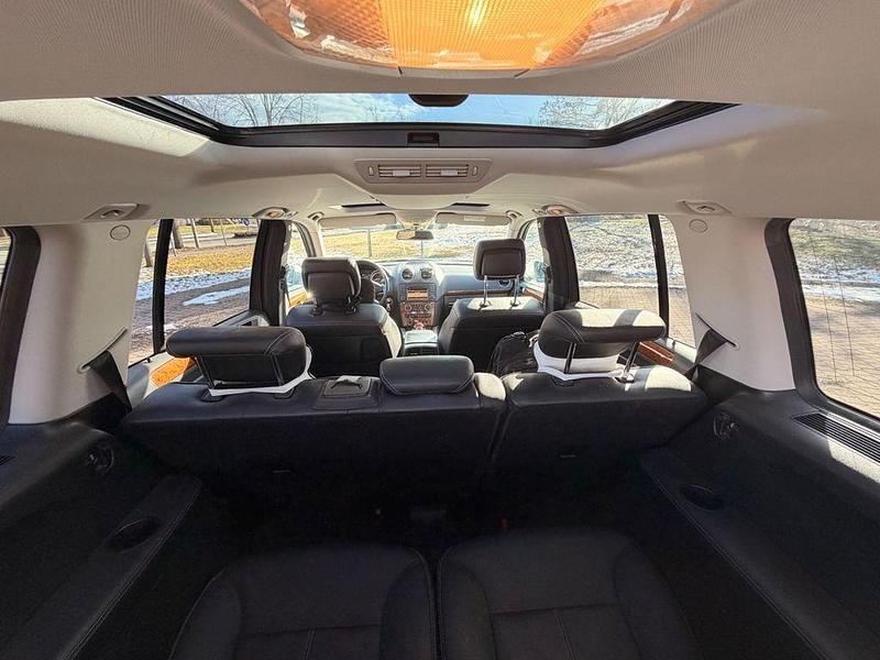 Gebraucht Mercedes GL350 265 PS (194 kW) 2012 Silber SUV