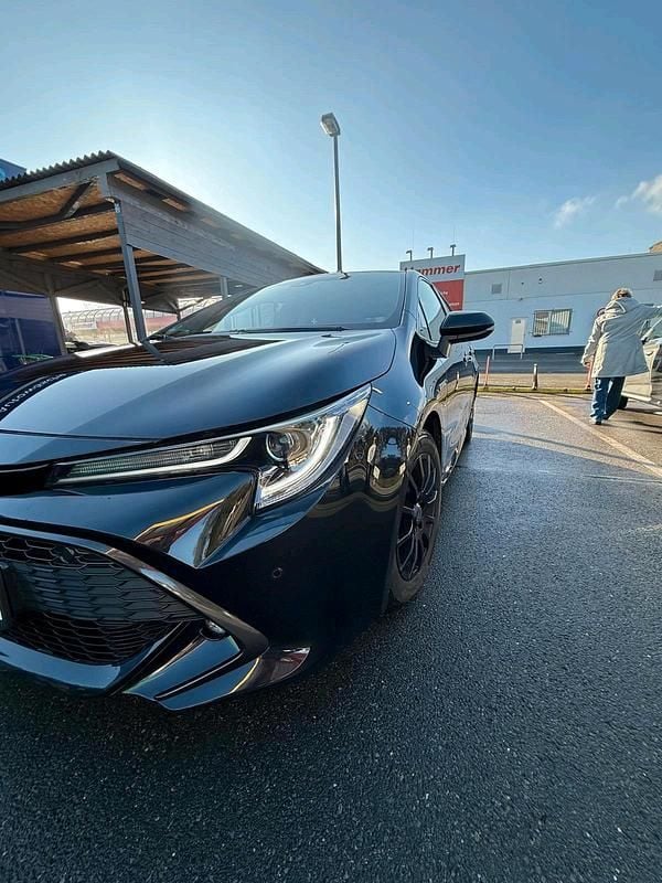 Gebraucht Toyota Corolla 122 PS (89 kW) 2019 Schwarz Limousine