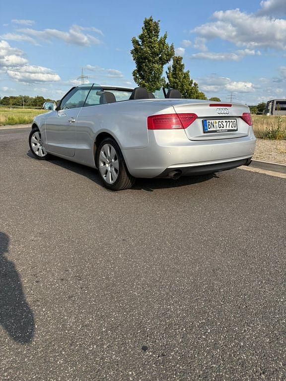 Gebraucht Audi A5 Cabriolet Sport 177 PS (130 kW) 2013 Silber Cabrio