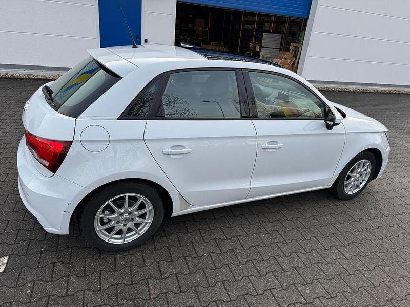 Gebraucht Audi A1 Sportback 125 PS (91 kW) 2016 Weiß Kleinwagen