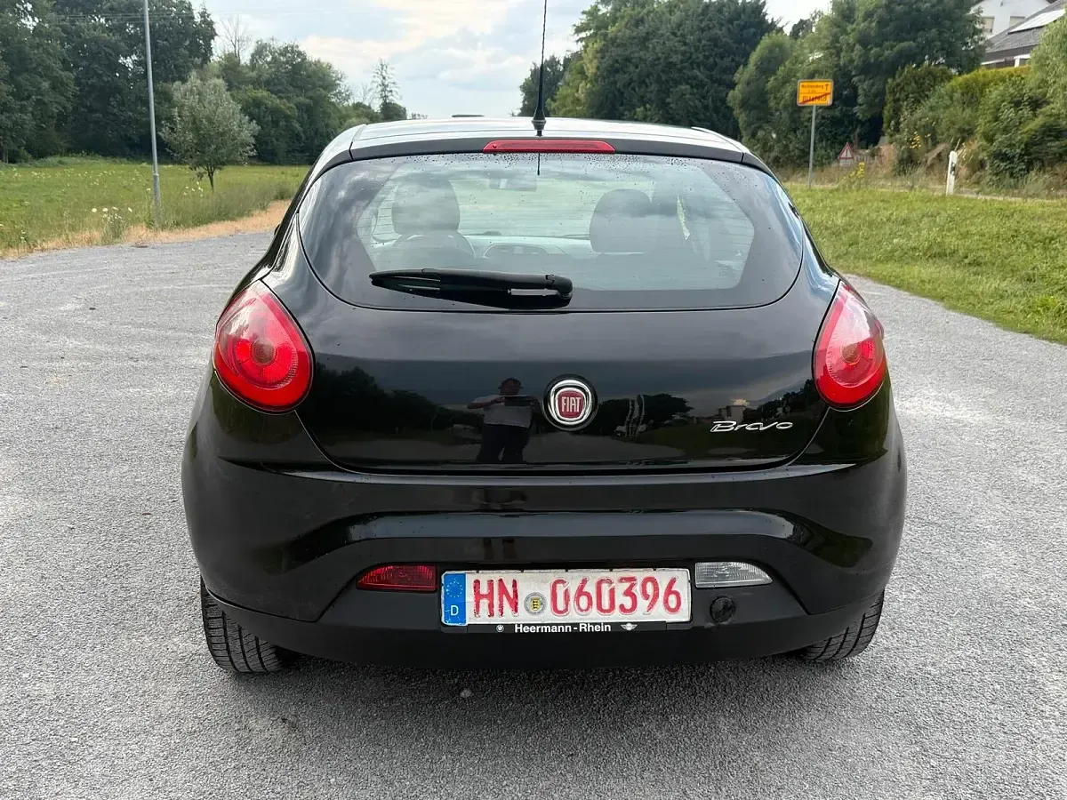 Gebraucht Fiat Bravo 90 PS (66 kW) 2009 Schwarz Kleinwagen