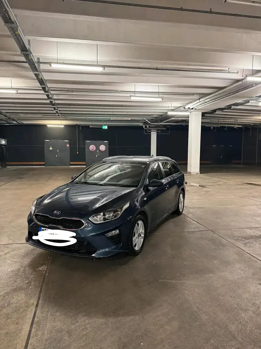 Gebraucht Kia Ceed 120 PS (88 kW) 2021 Blau Kleinwagen
