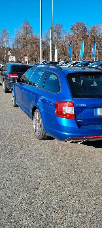 Gebraucht Skoda Octavia RS 184 PS (135 kW) 2017 Blau Kombi