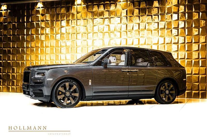 Gebraucht Rolls Royce Cullinan 571 PS (419 kW) 2021 Silber SUV