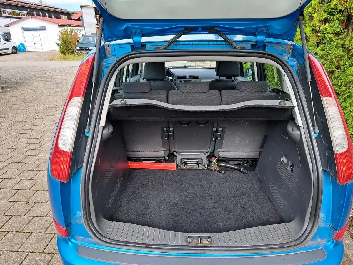 Gebraucht Ford Focus 120 PS (88 kW) 2004 Blau Kombi