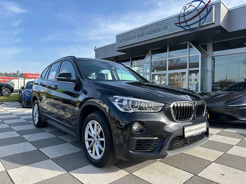 Schwarz Gebraucht 2019 BMW X1 Advantage SUV | 21.888 € (Fairer Preis) - Bild 1/4