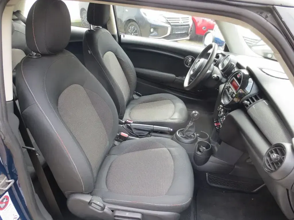 Gebraucht Mini One D 95 PS (69 kW) 2015 Blau Kleinwagen