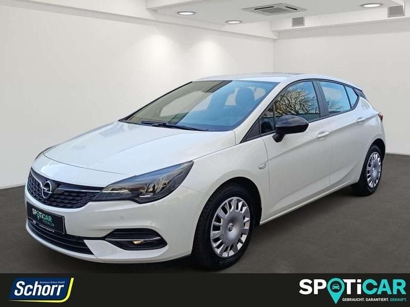 Schnee weiß (uni) Gebraucht 2021 Opel Astra Business Edition Limousine | 14.500 € (Guter Preis) - Bild 1/4