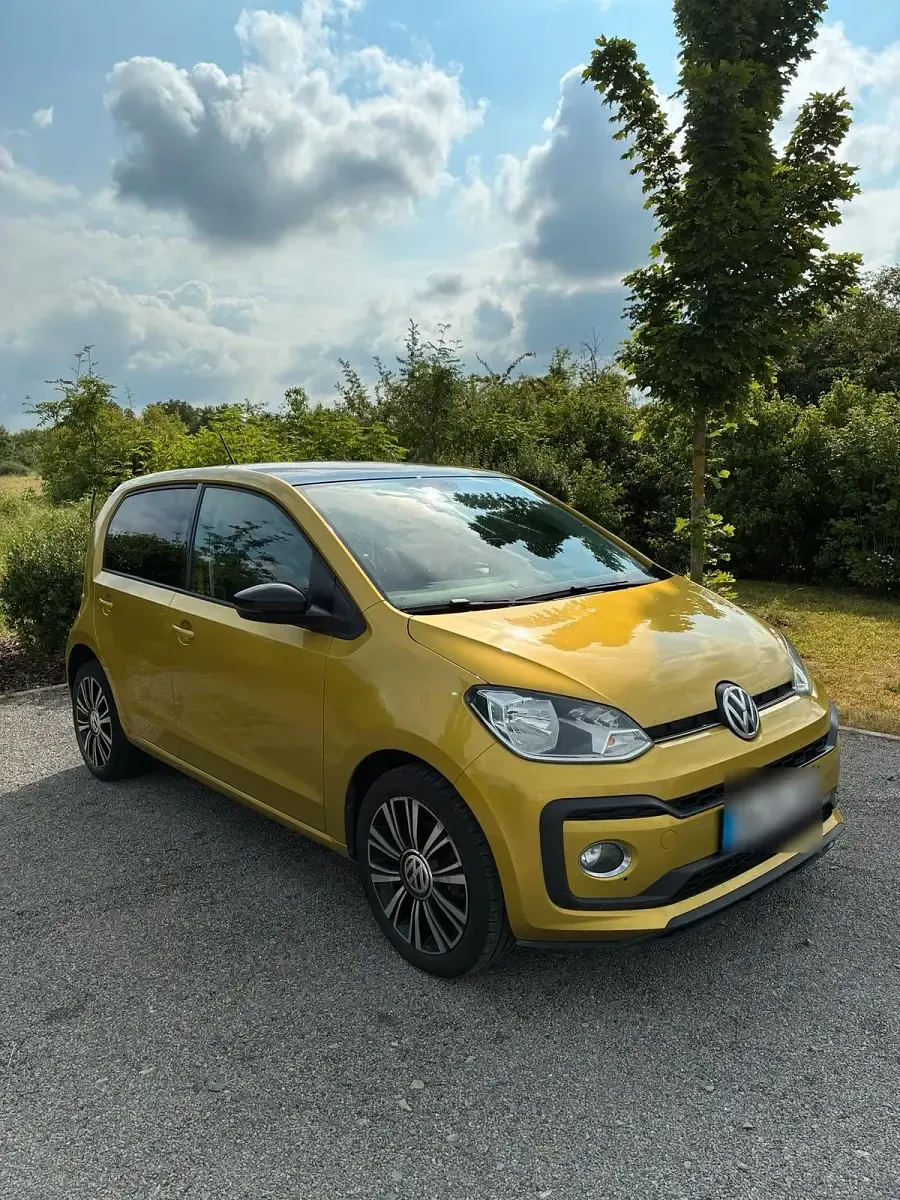 Gebraucht VW up! Highline 90 PS (66 kW) 2017 Gold Kleinwagen