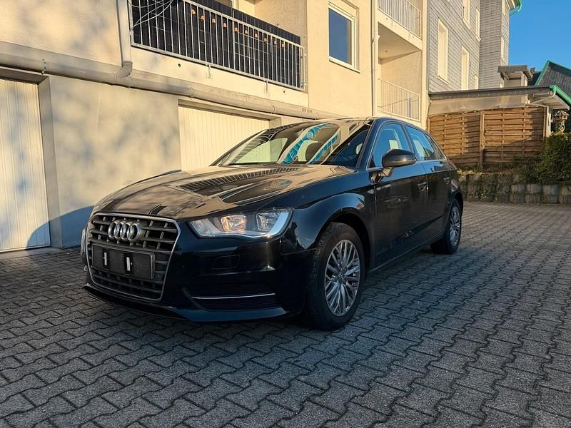 Schwarz Gebraucht 2014 Audi A3 Limousine | 9.500 € (Superpreis) - Bild 1/4