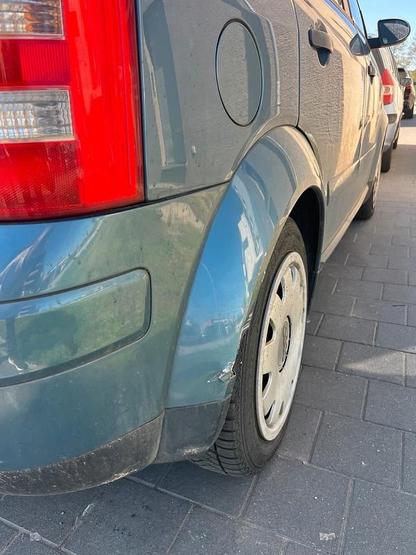 Gebraucht Audi A2 75 PS (55 kW) 2001 Blau Kleinwagen