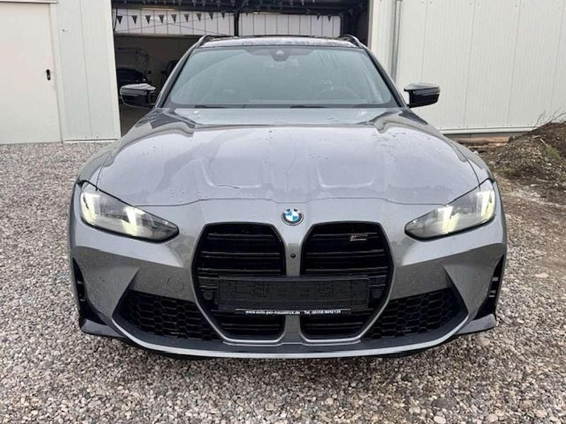 Neu BMW M3 530 PS (389 kW) 2025 C4w skyscraper grau metallic Kombi
