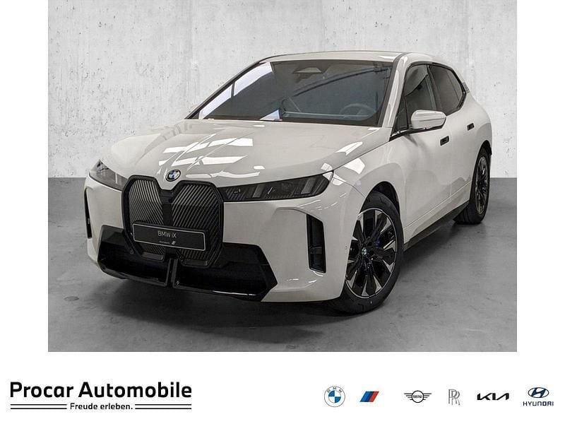 Weiß Neu 2025 BMW iX M Sport SUV | 77.980 € (Superpreis) - Bild 1/2