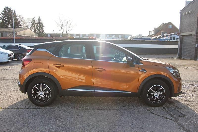 Gebraucht Renault Captur Intens 140 PS (102 kW) 2022 Braun SUV