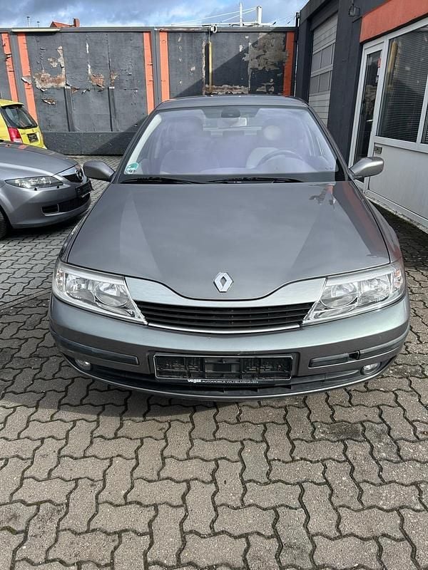 Gebraucht Renault Laguna III 135 PS (99 kW) 2008 Grau Limousine
