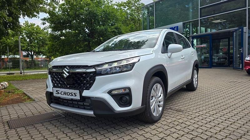 Weiß Neu 2025 Suzuki SX4 S-Cross SUV | 23.950 € (Guter Preis) - Bild 1/4
