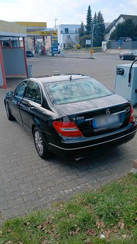 Gebraucht Mercedes C200 Elegance 184 PS (135 kW) 2012 Schwarz Limousine