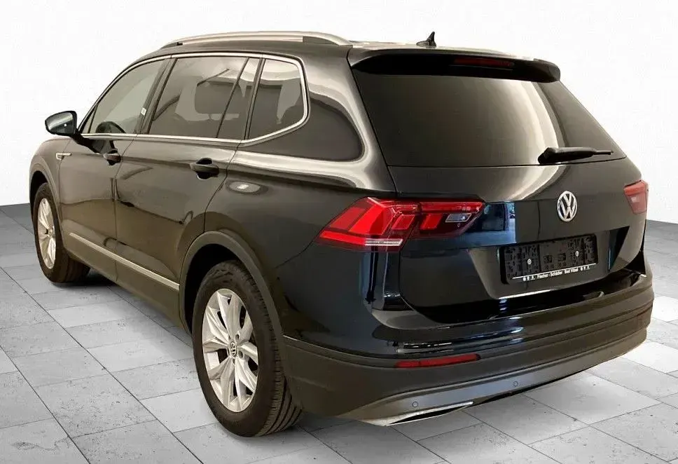 Gebraucht VW Tiguan Allspace 150 PS (110 kW) 2020 Schwarz SUV