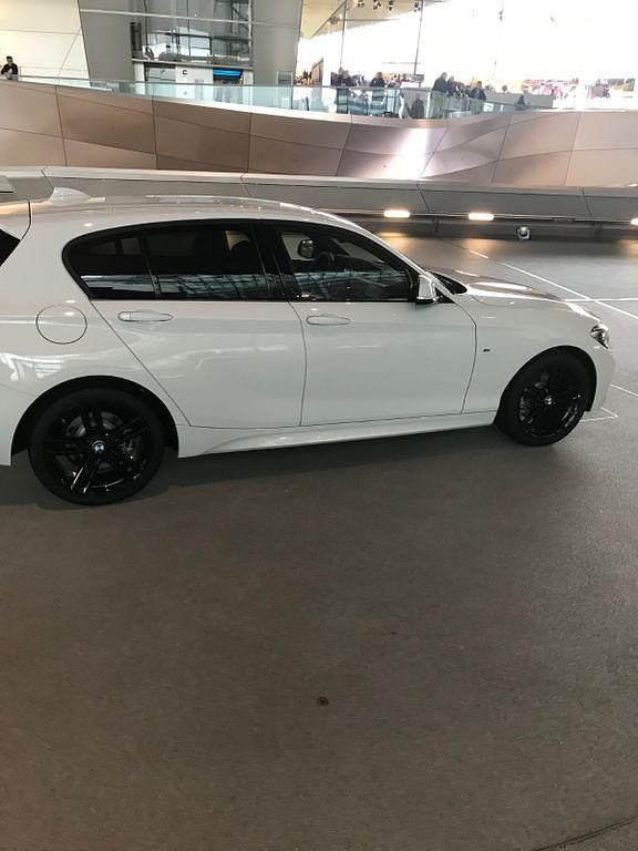 Gebraucht BMW 120 M Sport 184 PS (135 kW) 2018 Weiß Kleinwagen