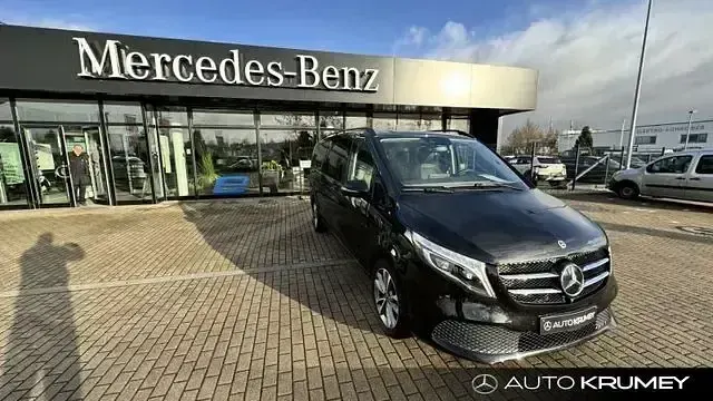 Gebraucht Mercedes V300 Avantgarde 237 PS (174 kW) 2022 Schwarz Van / Kleinbus