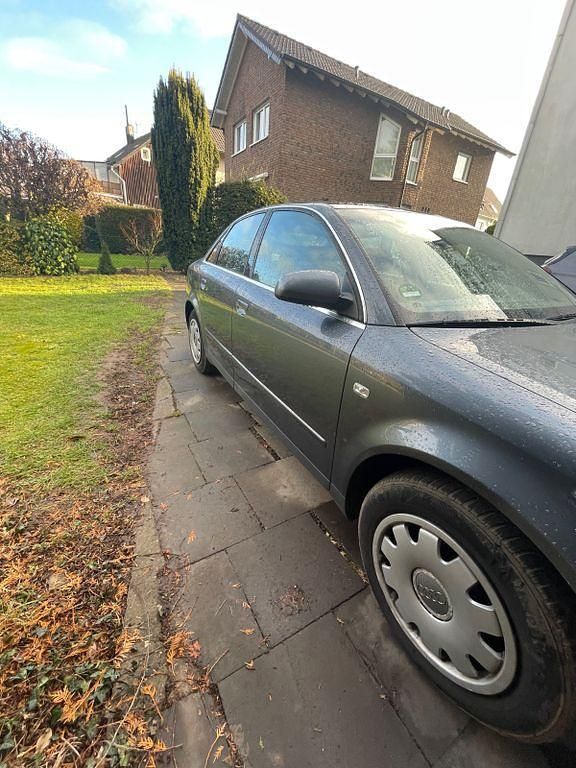 Gebraucht Audi A4 131 PS (96 kW) 2001 Grau Limousine