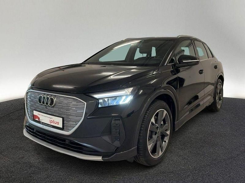 Gebraucht Audi Q4 e-tron Ambiente 150 kW (204 PS) 2023 Mythosschwarz metallic SUV