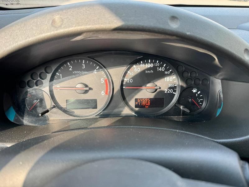 Gebraucht Nissan Navara 190 PS (139 kW) 2015 Grün Pickup