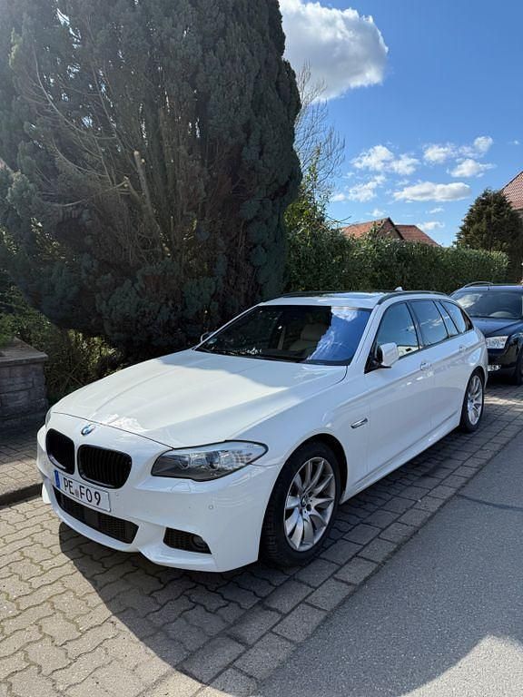 Second-hand BMW 525 Performance 218 CP (160 kW) 2012 Alb Break