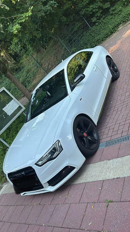 Weiß Gebraucht 2013 Audi A5 Basis Coupé | 11.000 € (Fairer Preis) - Bild 1/4