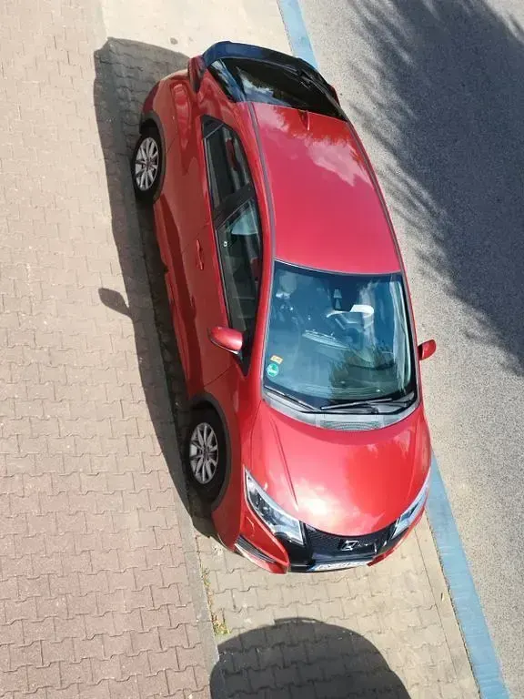 Gebraucht Honda Civic Comfort 99 PS (72 kW) 2015 Rot Limousine