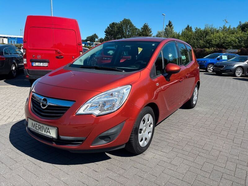 Rot Gebraucht 2012 Opel Meriva Van / Kleinbus | 7.990 € (Teuer) - Bild 1/4