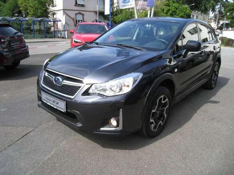 Dark grey Gebraucht 2016 Subaru XV Active SUV | 12.990 € (Etwas zu teuer) - Bild 1/4