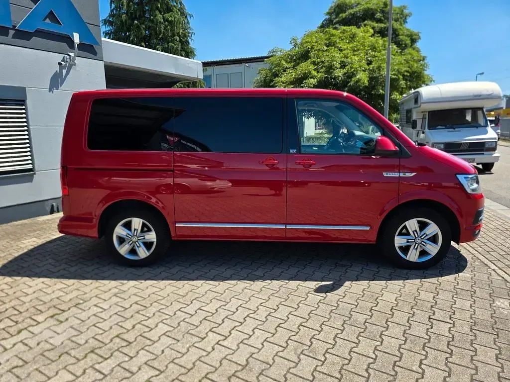 Gebraucht VW Multivan Generation Six 150 PS (110 kW) 2019 Rot Van / Kleinbus
