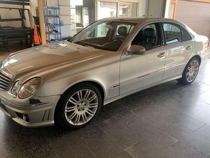 Gebraucht Mercedes E320 224 PS (164 kW) 2006 Grau Limousine