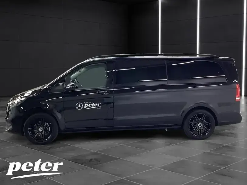 Gebraucht Mercedes V300 237 PS (174 kW) 2024 Obsidianschwarz Van / Kleinbus