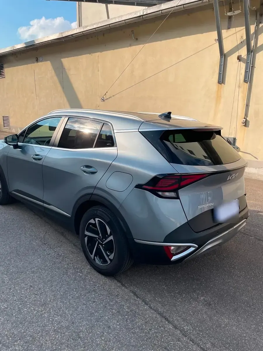 Gebraucht Kia Sportage Vision 150 PS (110 kW) 2023 Silber SUV
